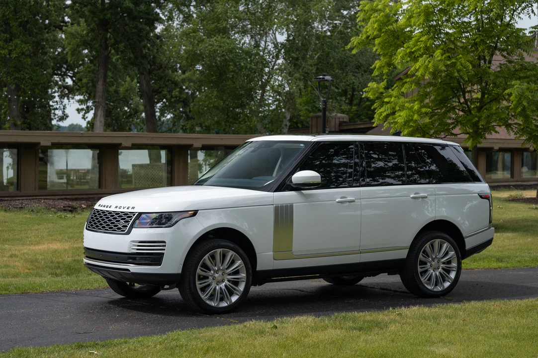 2019 Land Rover Range Rover L405 - Image 11 of 31