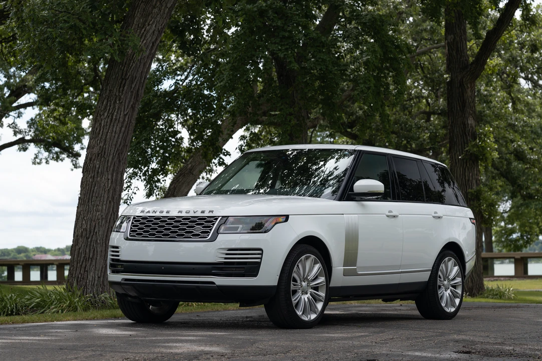 2019 Land Rover Range Rover L405 - Image 7 of 31
