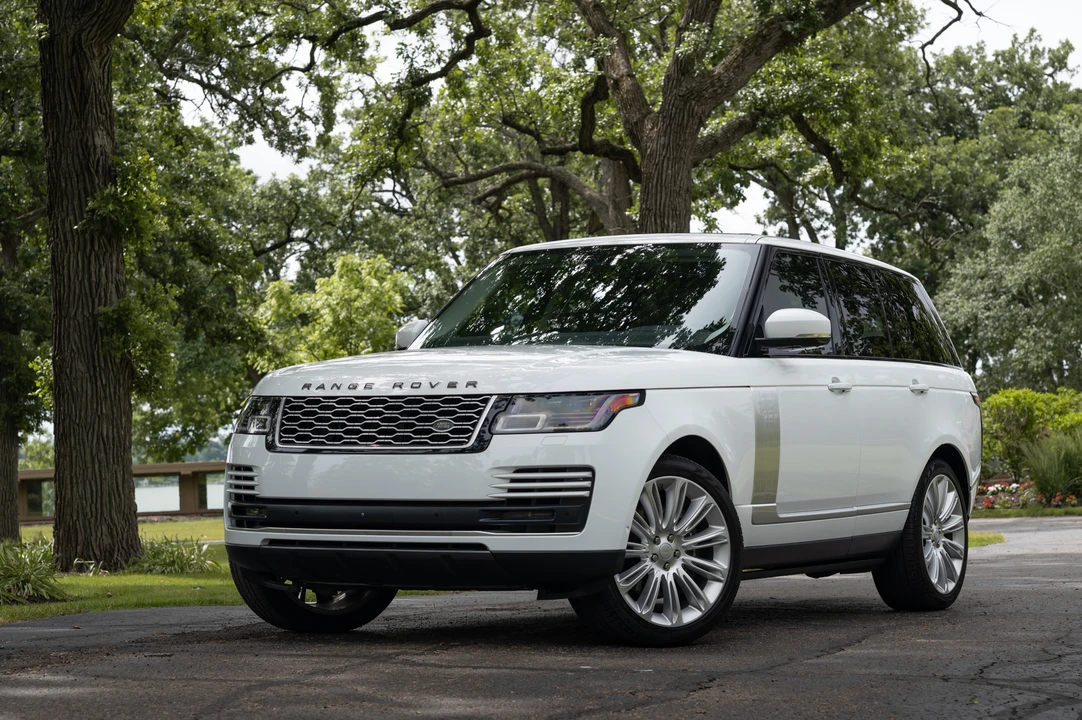 2019 Land Rover Range Rover L405 - Image 4 of 31