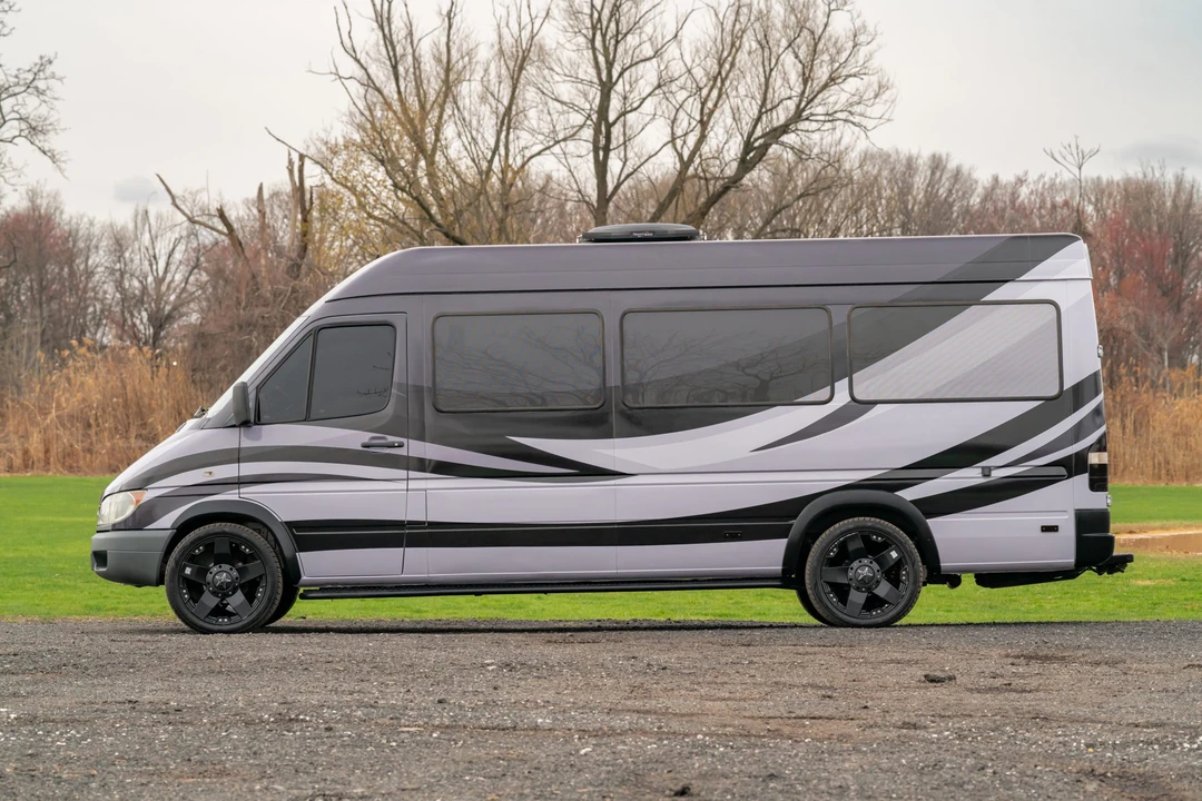 2005 Mercedes-Benz T1N Sprinter - Image 10 of 31
