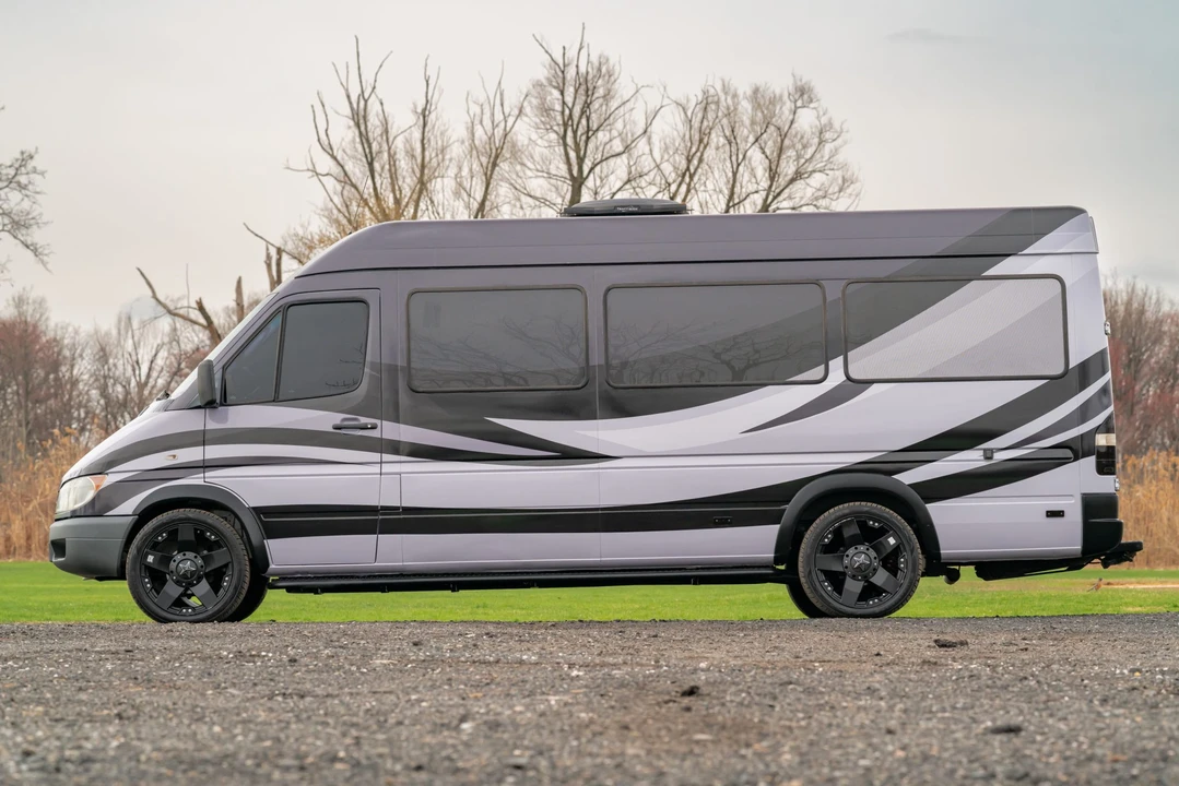 2005 Mercedes-Benz T1N Sprinter - Image 11 of 31