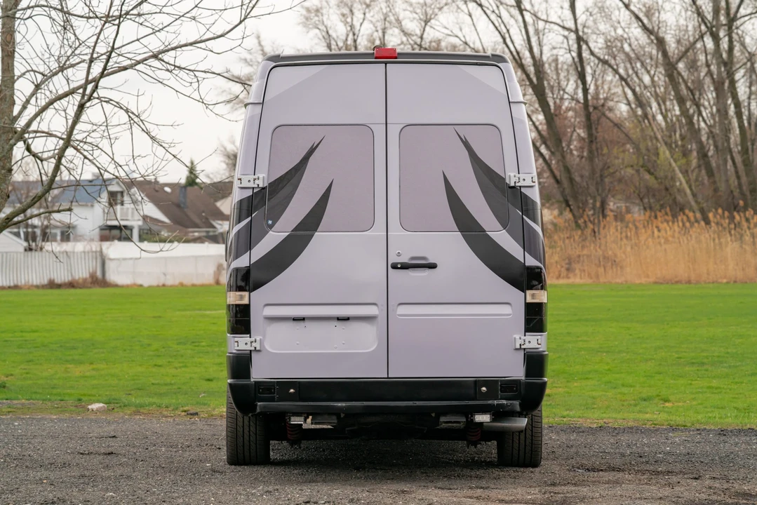 2005 Mercedes-Benz T1N Sprinter - Image 14 of 31