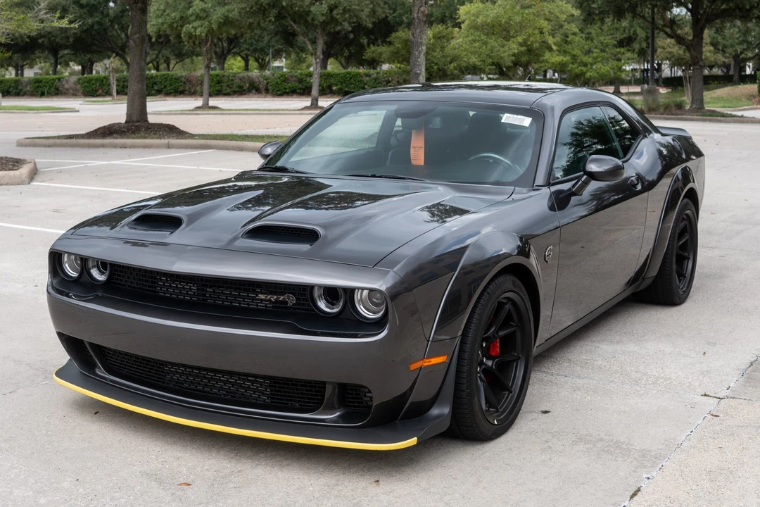 2023 Dodge Challenger SRT Hellcat 3rd Gen - Image 4 of 31