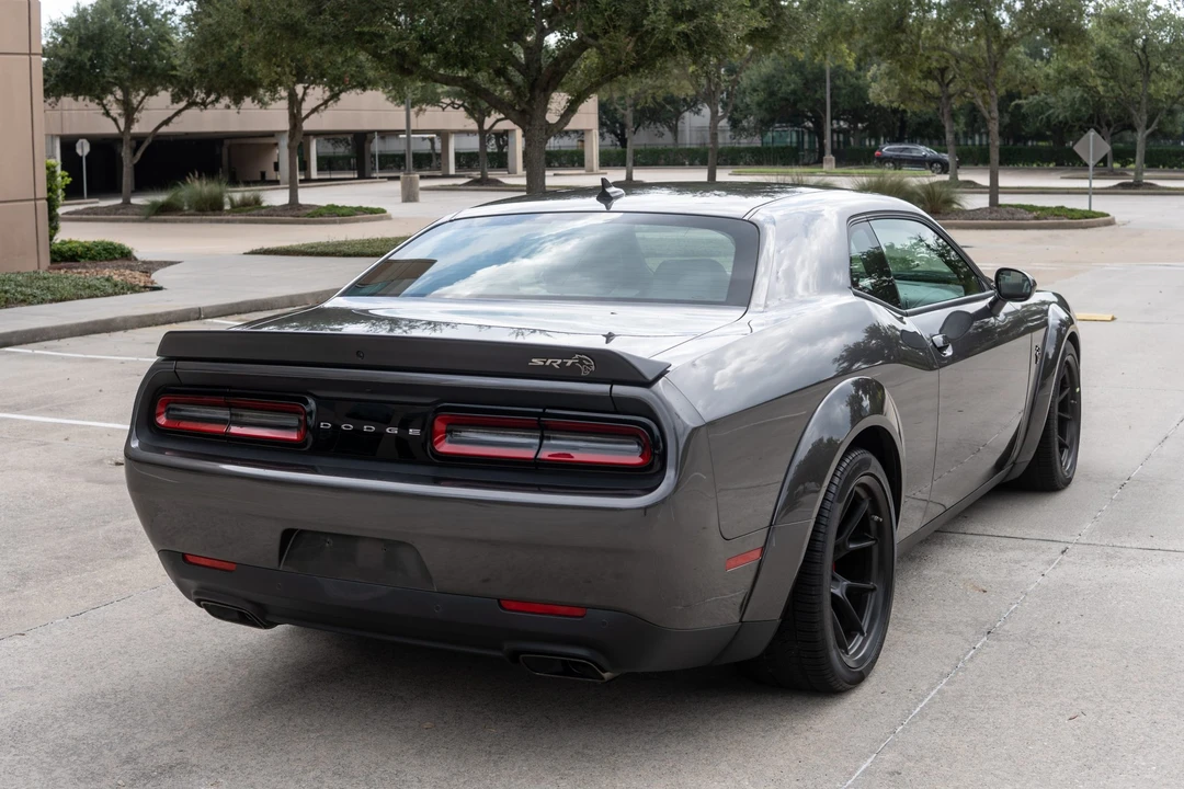 2023 Dodge Challenger SRT Hellcat 3rd Gen - Image 18 of 31