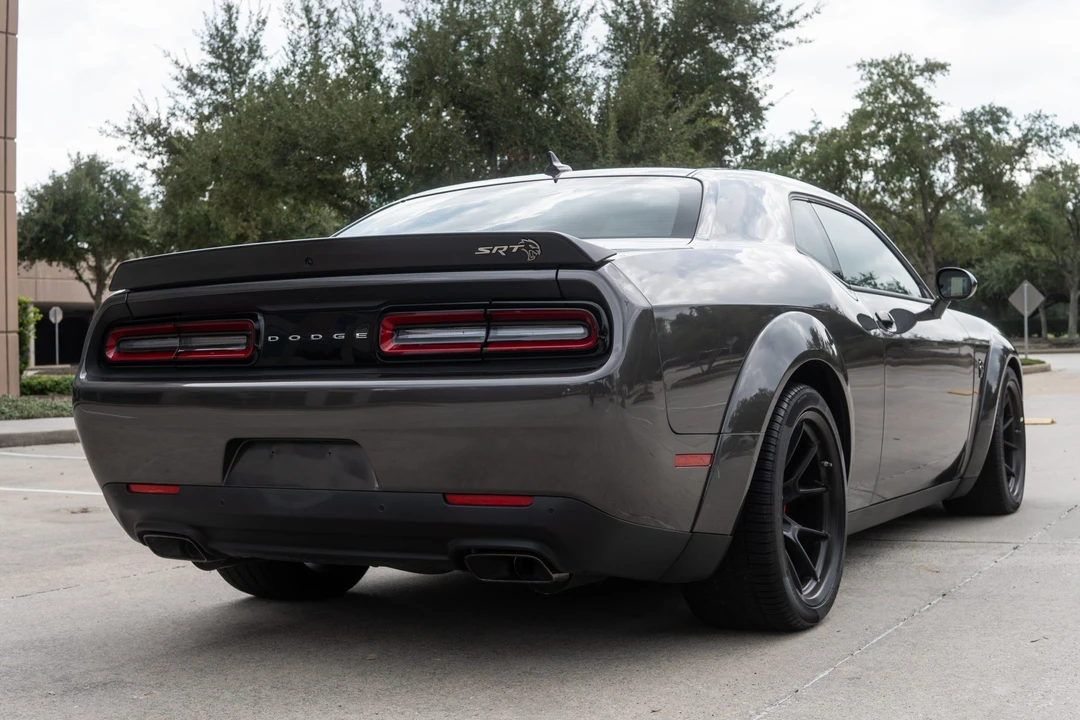 2023 Dodge Challenger SRT Hellcat 3rd Gen - Image 17 of 31