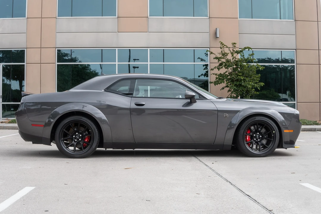 2023 Dodge Challenger SRT Hellcat 3rd Gen - Image 12 of 31