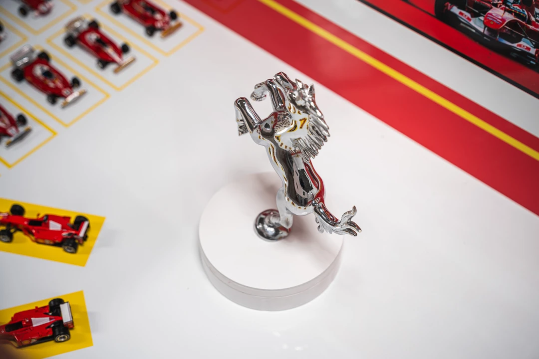 Parts & Memorabilia Scale Models - Image 20 of 31