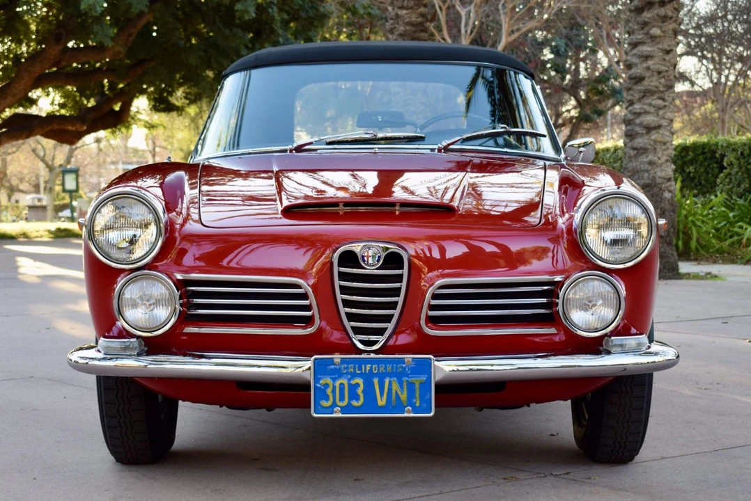 1964 Alfa Romeo 2600 - Image 20 of 31