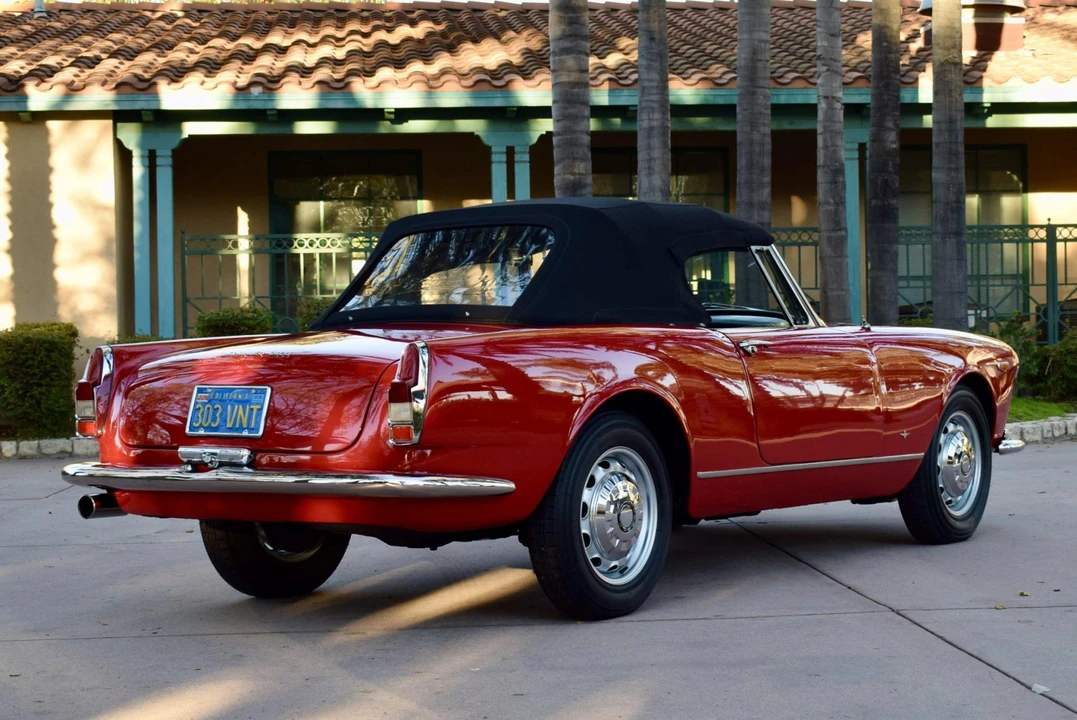 1964 Alfa Romeo 2600 - Image 28 of 31