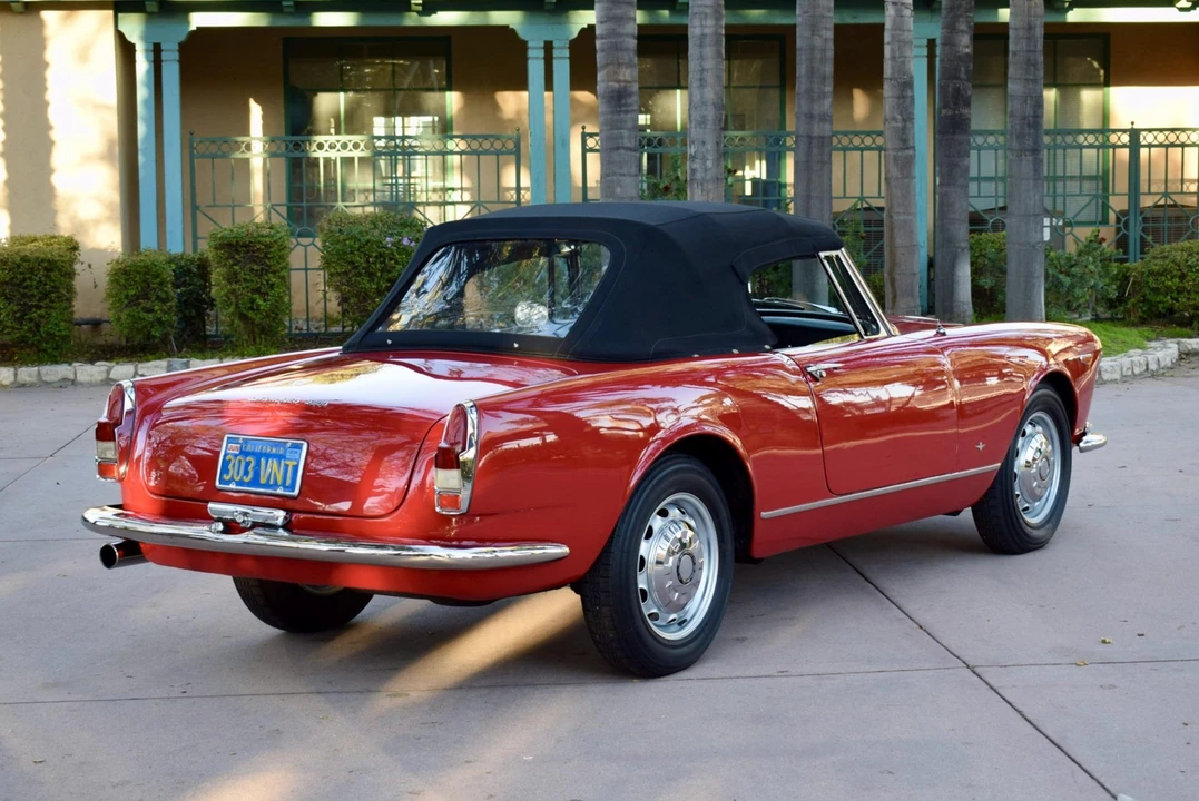 1964 Alfa Romeo 2600 - Image 29 of 31
