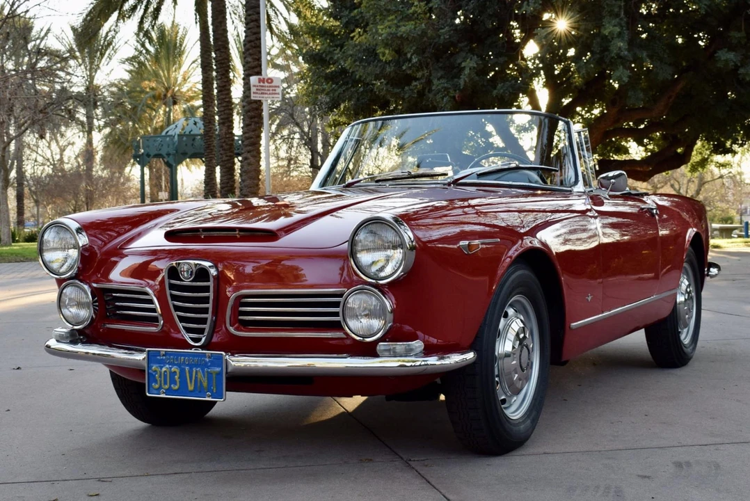 1964 Alfa Romeo 2600 - Image 4 of 31