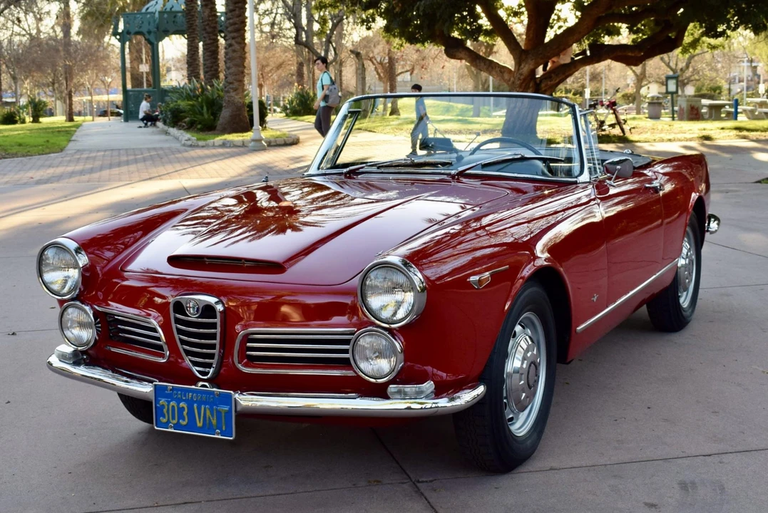 1964 Alfa Romeo 2600 - Image 5 of 31