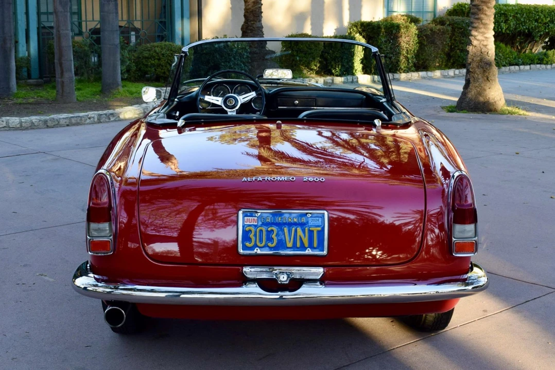 1964 Alfa Romeo 2600 - Image 10 of 31