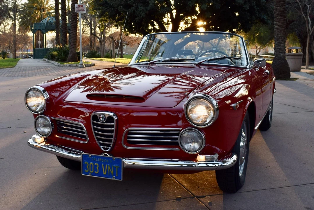 1964 Alfa Romeo 2600 - Image 2 of 31