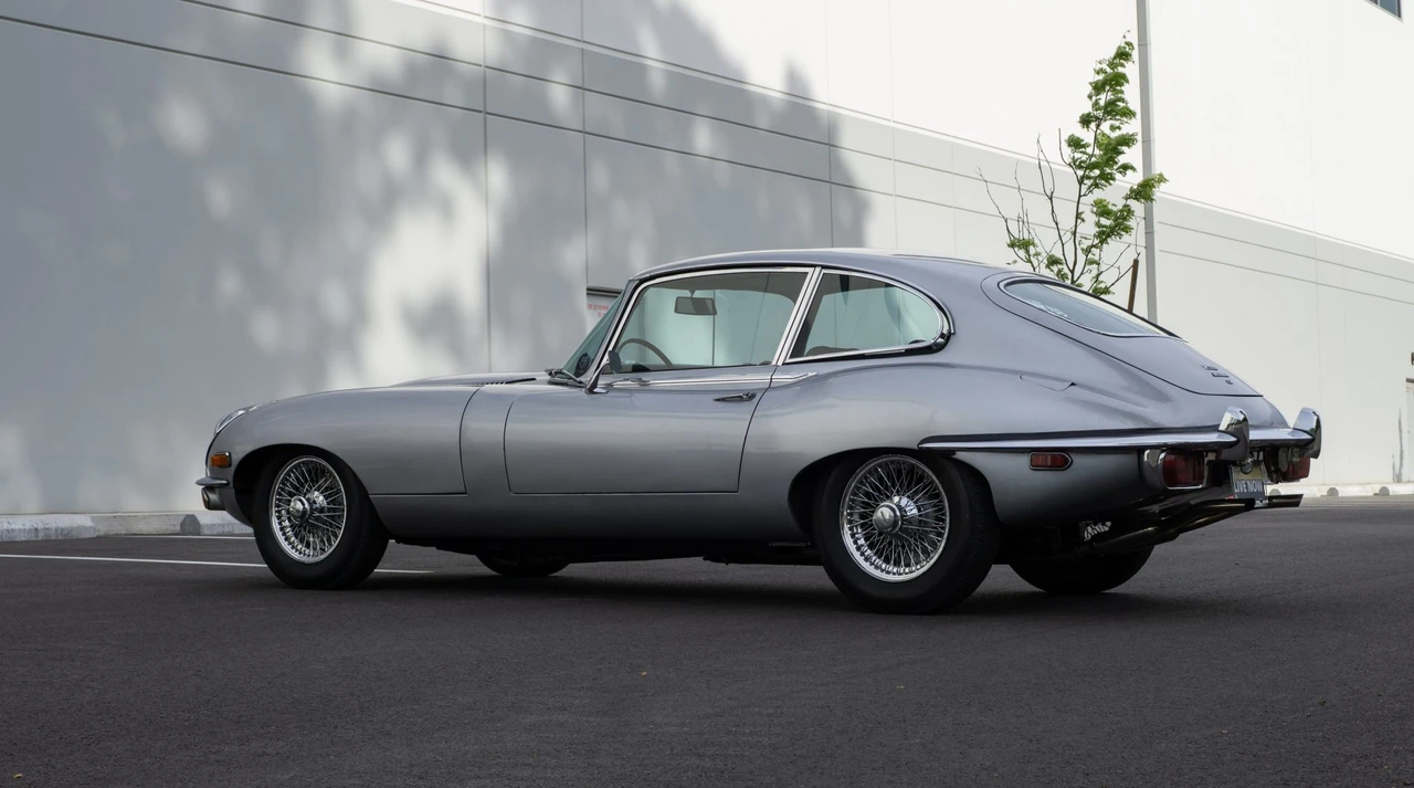 1969 Jaguar E-Type Series 2 2+2 - Image 28 of 31
