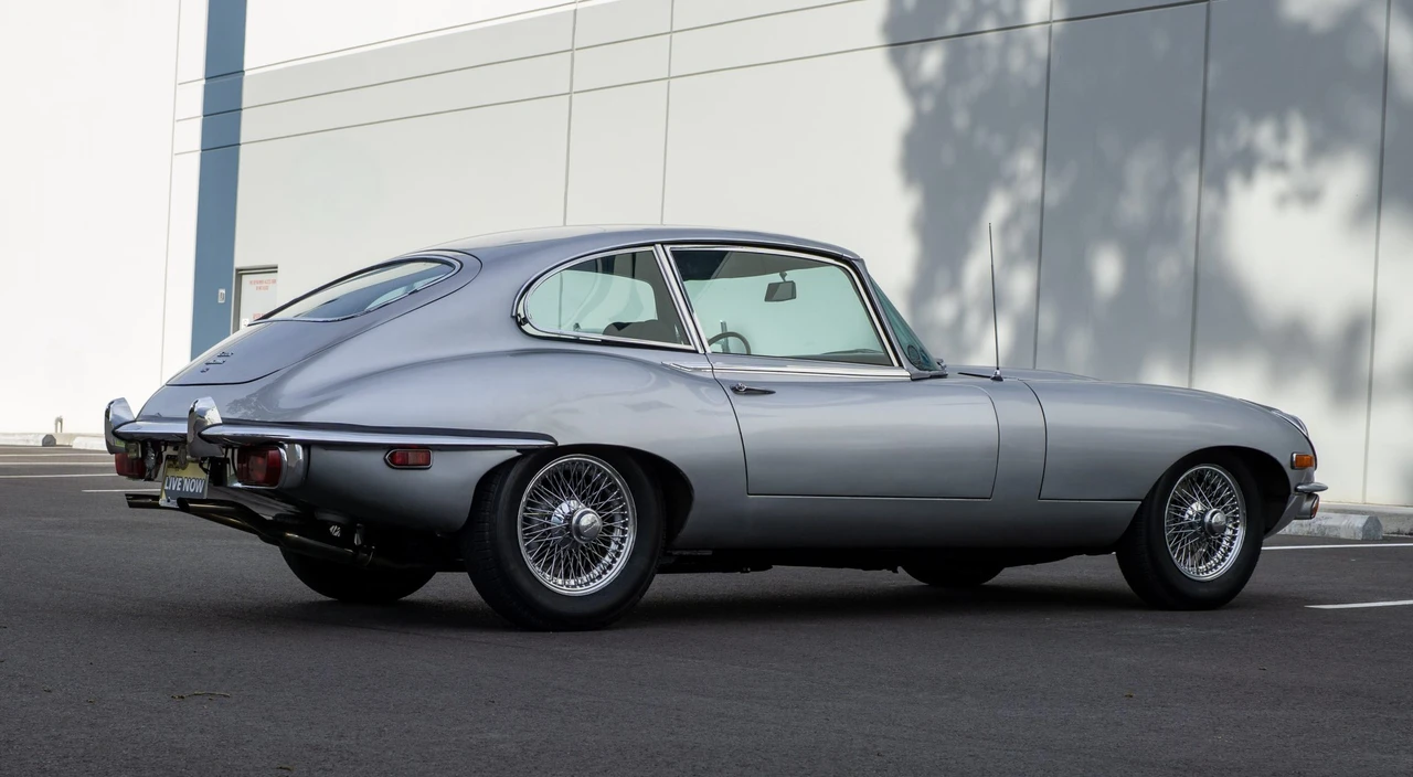 1969 Jaguar E-Type Series 2 2+2 - Image 22 of 31