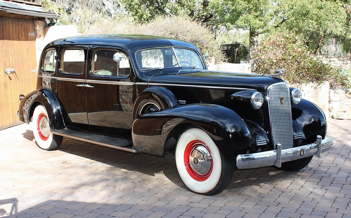 1937 Cadillac Series 70 & 75 - Image 13 of 31