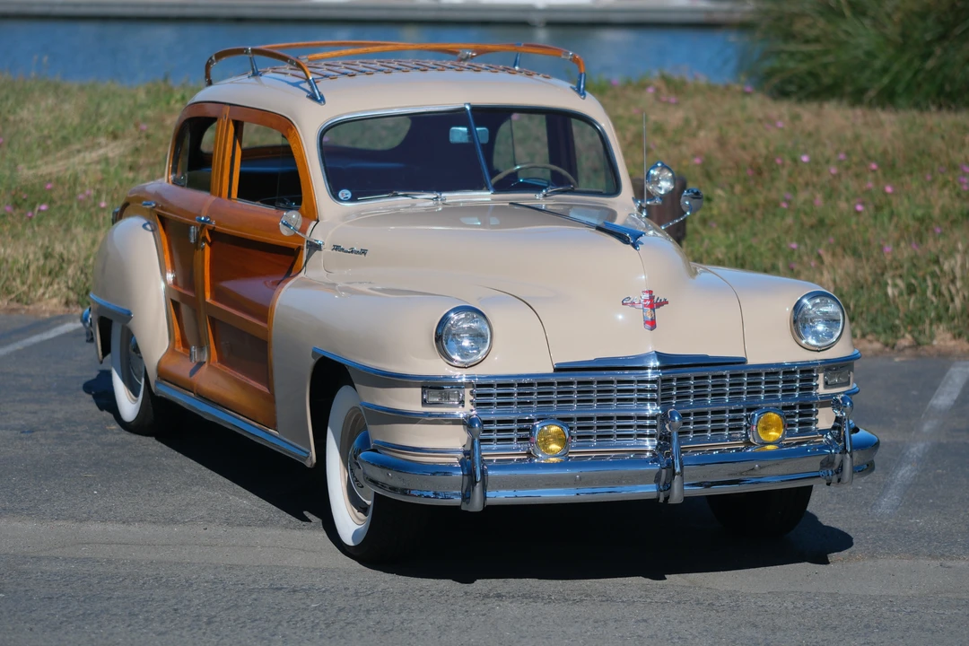 1947 Chrysler Town & Country - Image 4 of 31