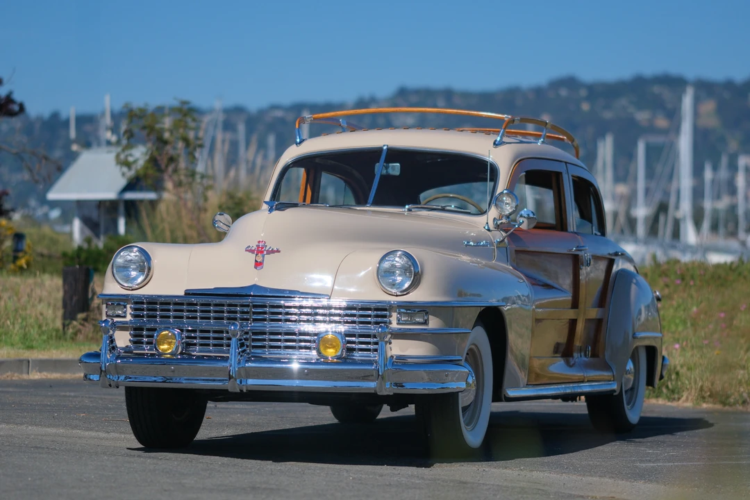 1947 Chrysler Town & Country - Image 2 of 31