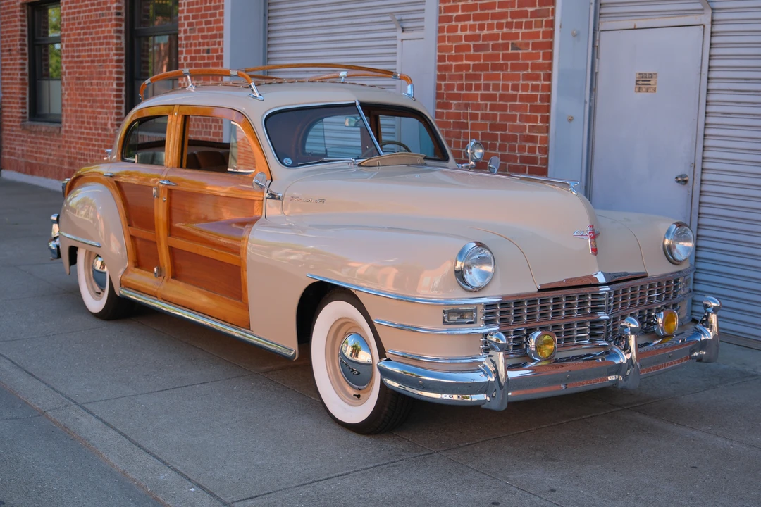 1947 Chrysler Town & Country - Image 14 of 31