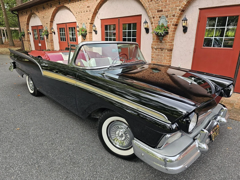 1957 Ford Fairlane 3rd Gen - Image 2 of 31