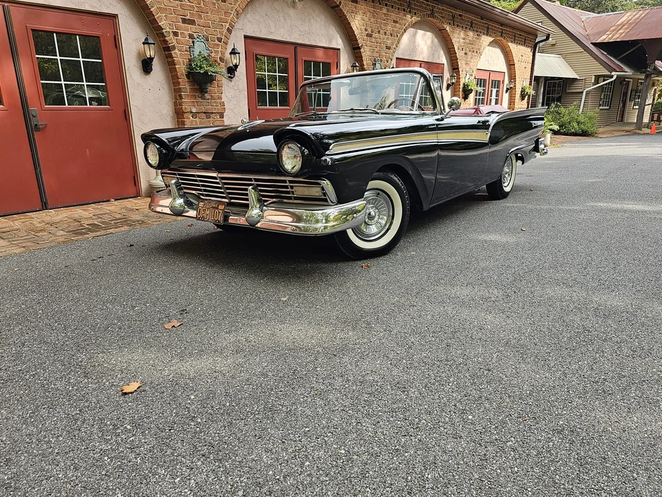 1957 Ford Fairlane 3rd Gen - Image 10 of 31