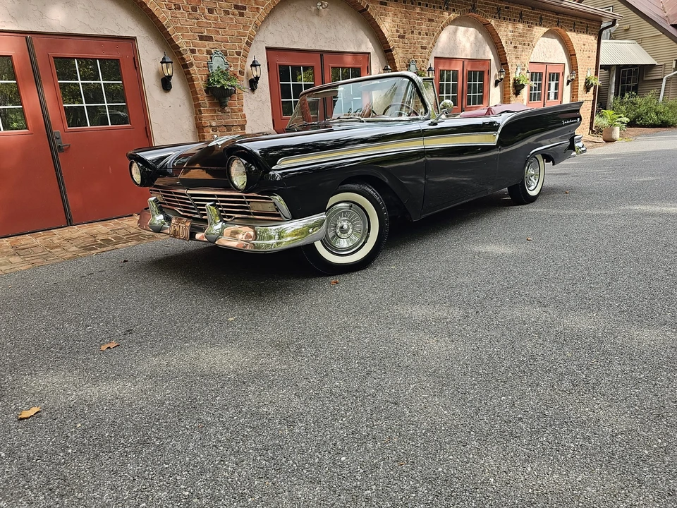 1957 Ford Fairlane 3rd Gen - Image 12 of 31