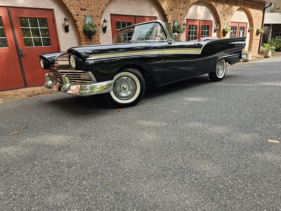 1957 Ford Fairlane 3rd Gen - Image 15 of 31