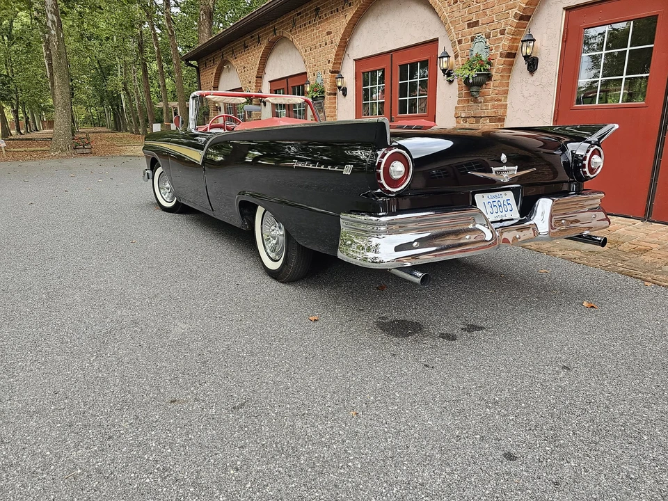 1957 Ford Fairlane 3rd Gen - Image 25 of 31