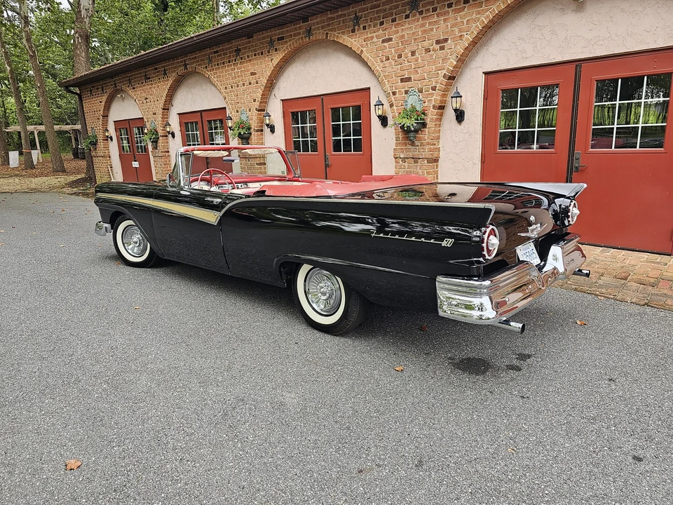 1957 Ford Fairlane 3rd Gen - Image 19 of 31