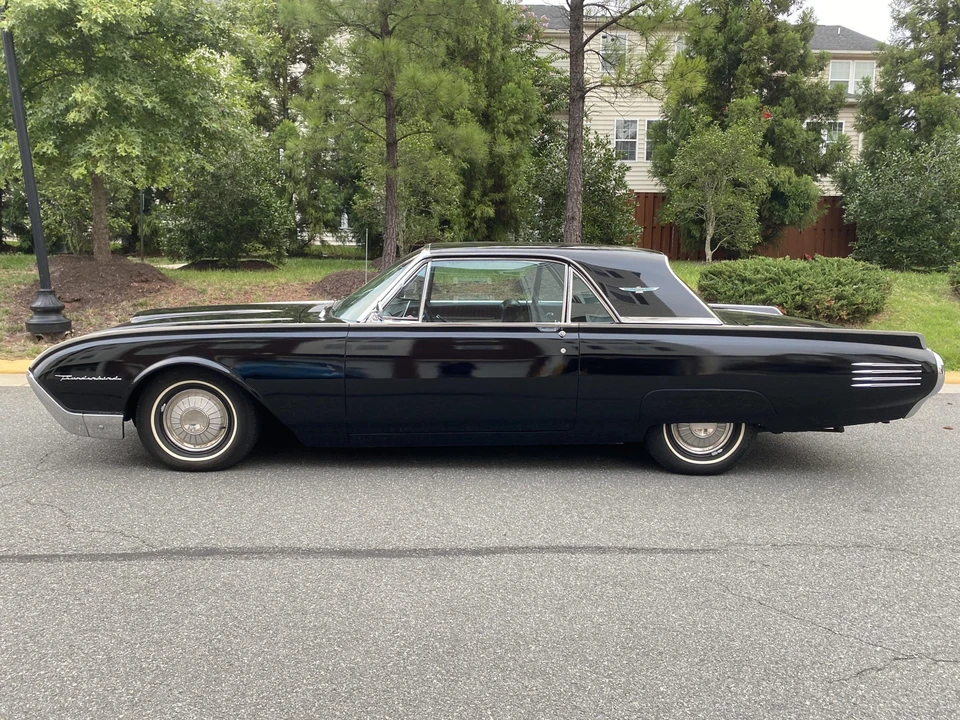 1961 Ford Thunderbird 3rd Gen - Image 5 of 31