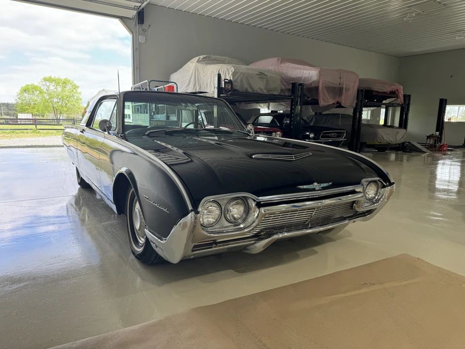 1961 Ford Thunderbird 3rd Gen - Image 3 of 31