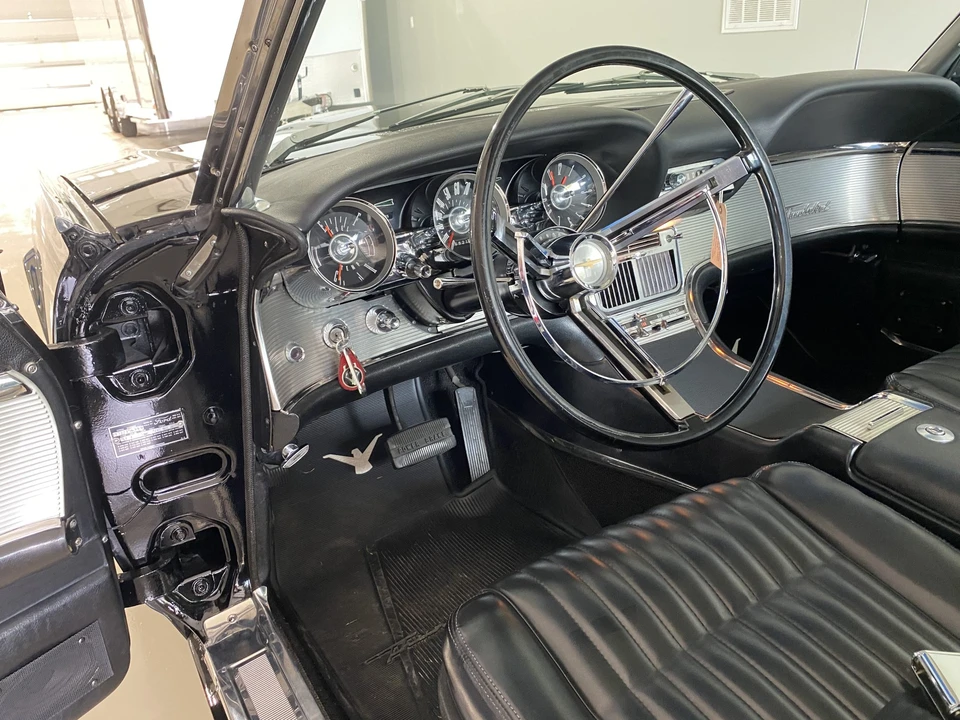 1961 Ford Thunderbird 3rd Gen - Image 31 of 31