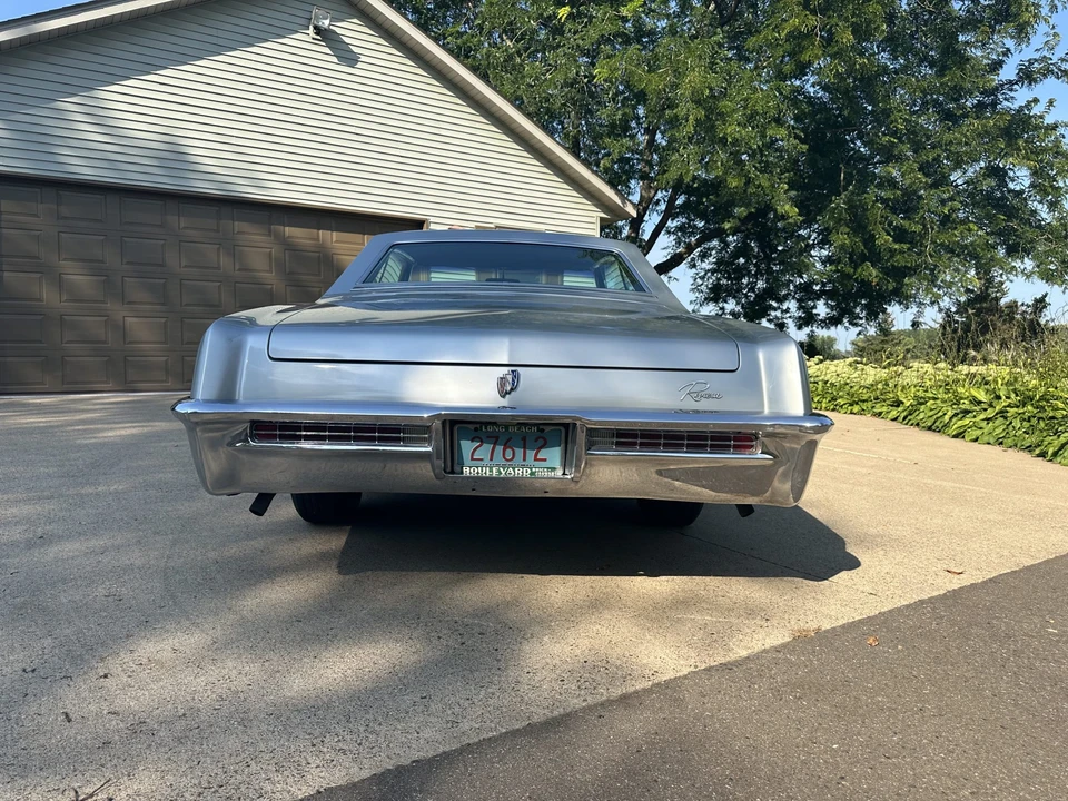 1965 Buick Riviera 1st Gen - Image 13 of 31