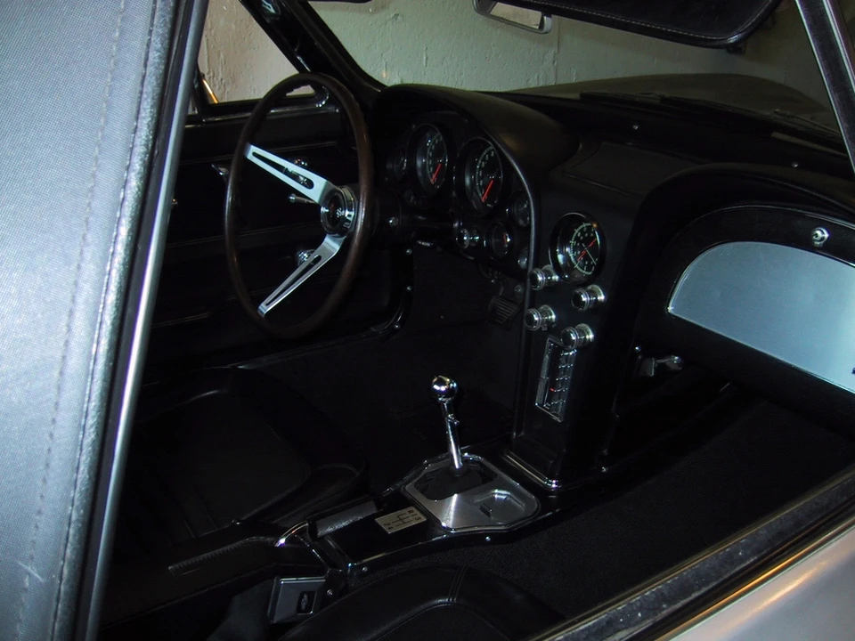 1967 Chevrolet Corvette C2 - Image 28 of 31