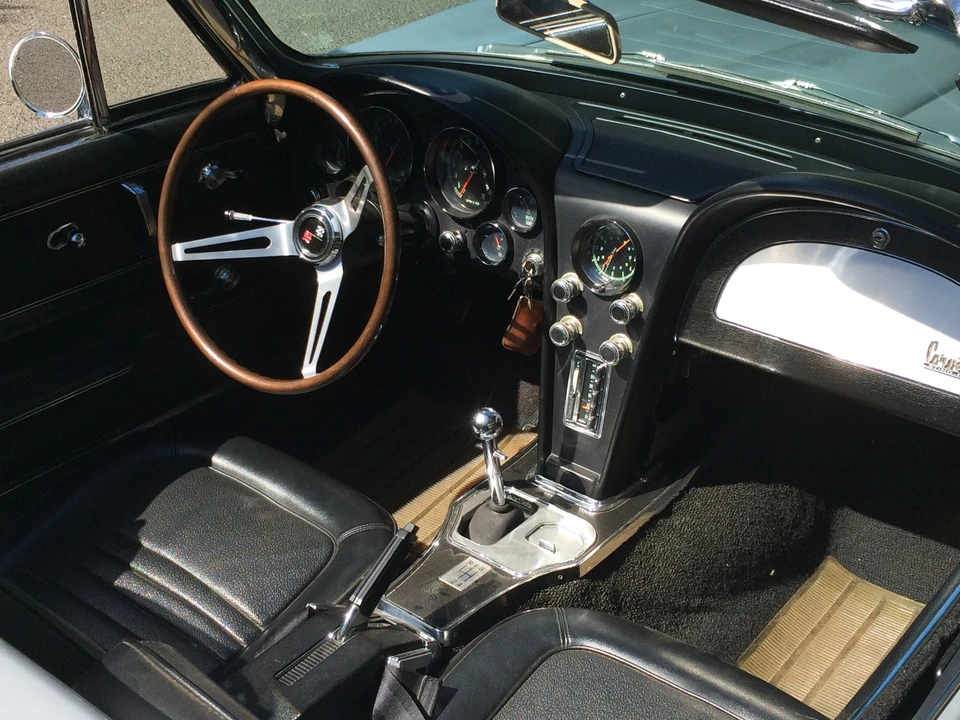 1967 Chevrolet Corvette C2 - Image 25 of 31