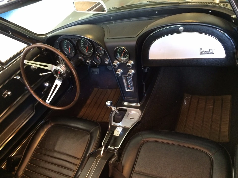 1967 Chevrolet Corvette C2 - Image 24 of 31