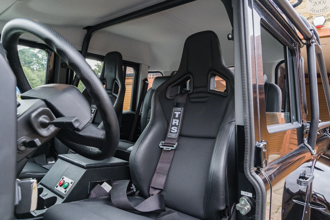 2014 Land Rover Defender 110 - Image 20 of 31
