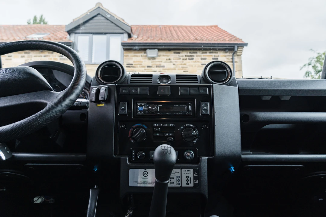 2014 Land Rover Defender 110 - Image 31 of 31