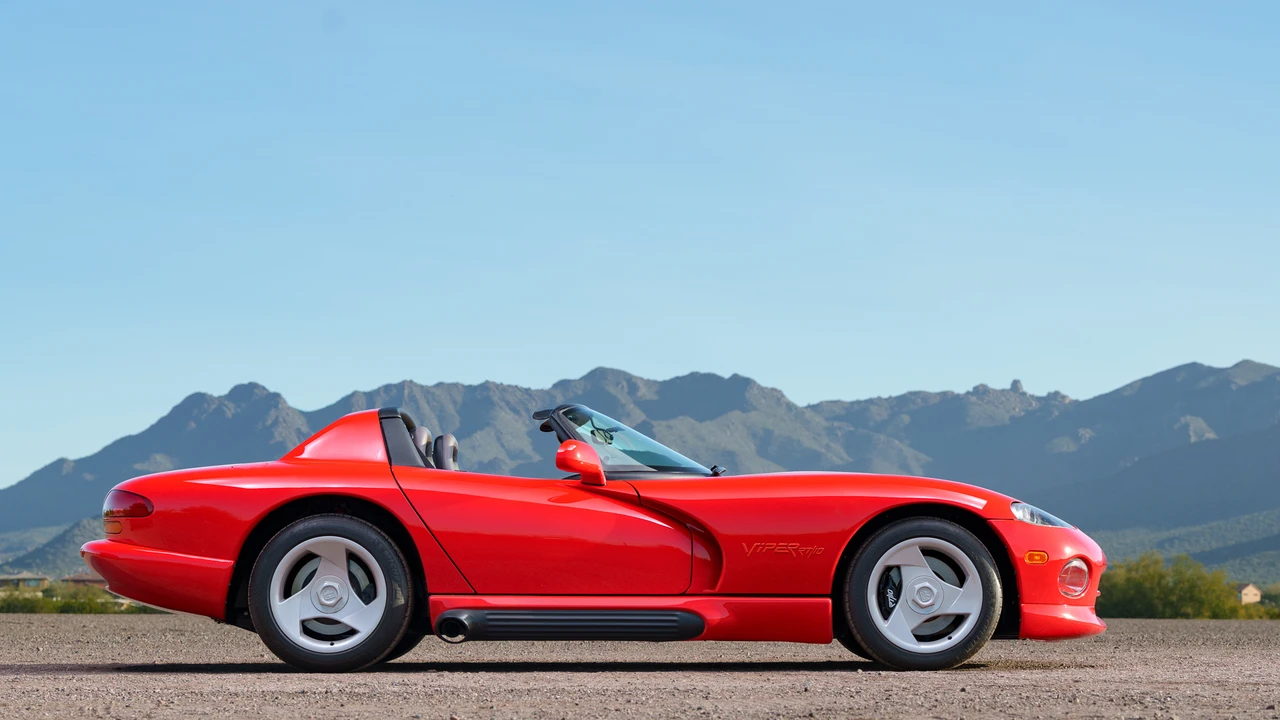 1994 Dodge Viper 1st Gen - Image 16 of 31