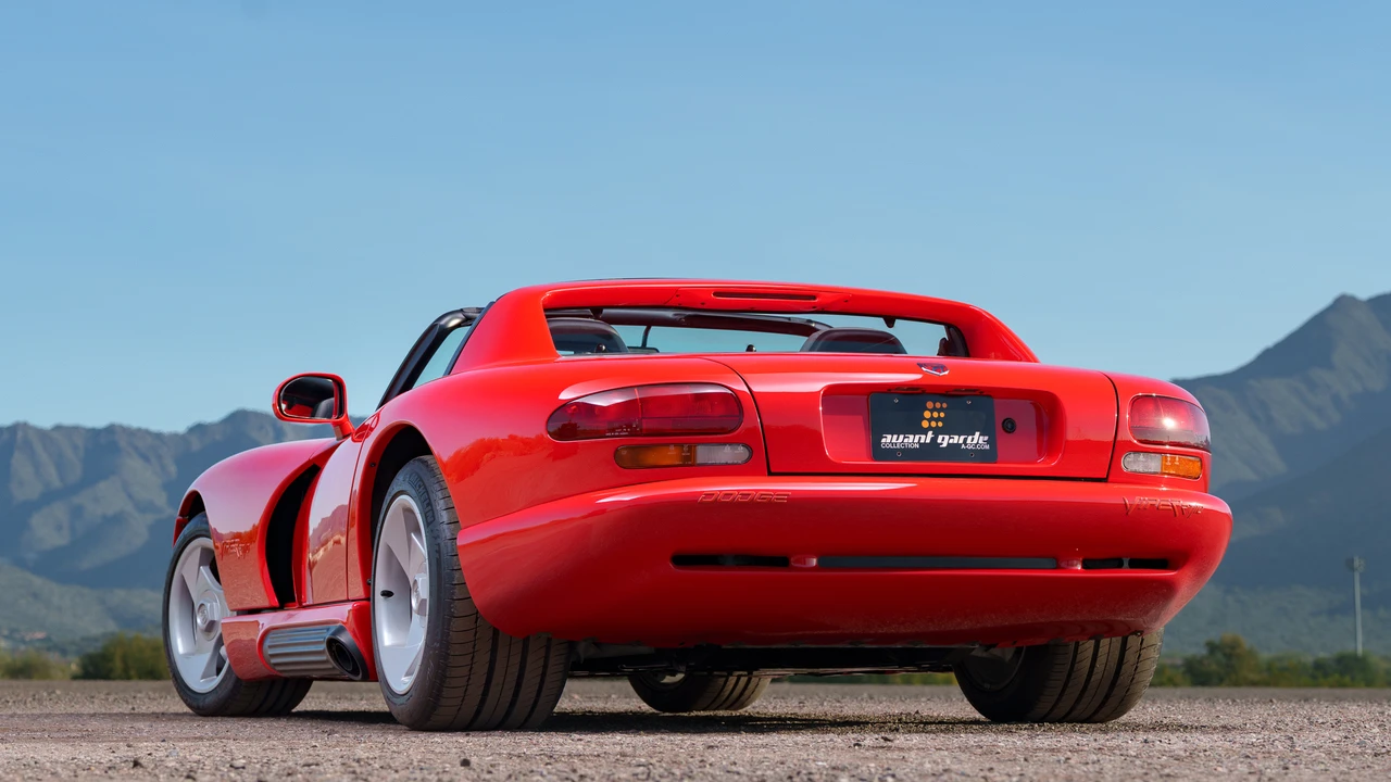 1994 Dodge Viper 1st Gen - Image 29 of 31
