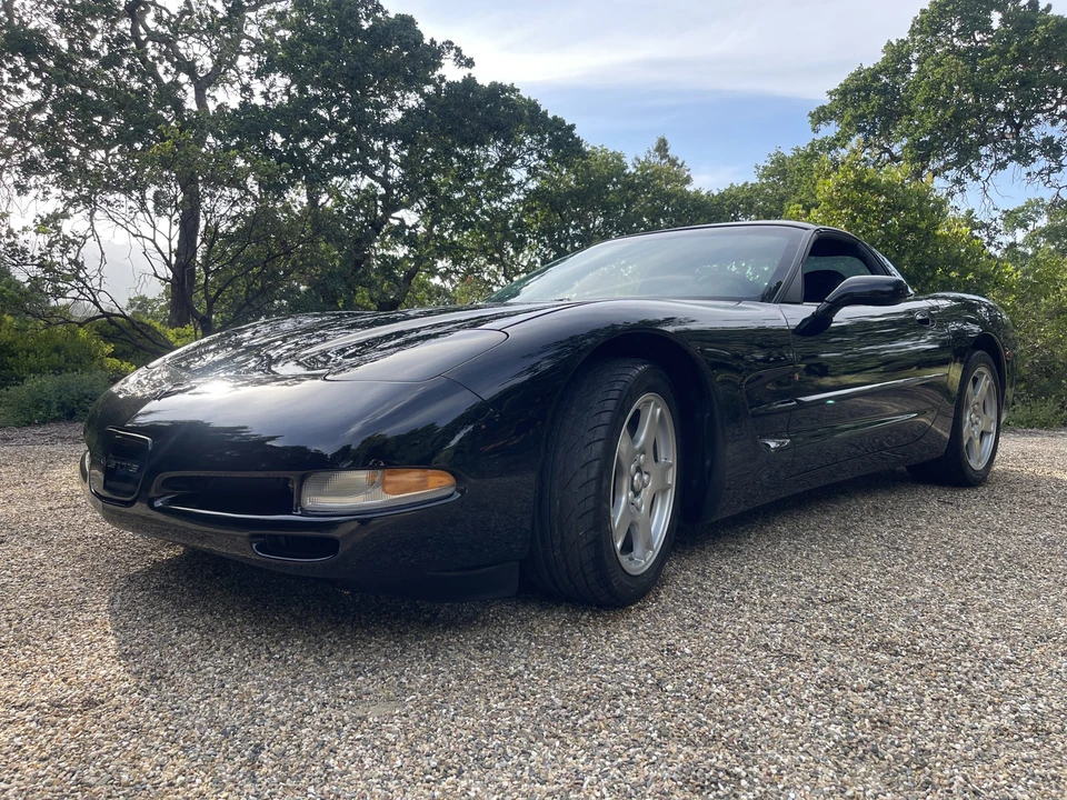 1997 Chevrolet Corvette C5 - Image 2 of 31