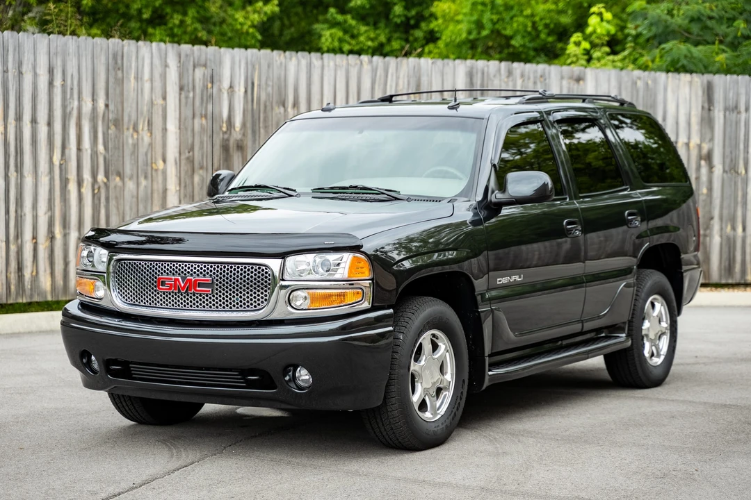 2003 GMC Yukon 2nd Gen - Image 3 of 31