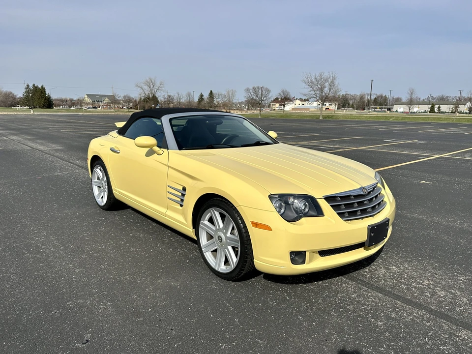 2005 Chrysler Crossfire - Image 29 of 31
