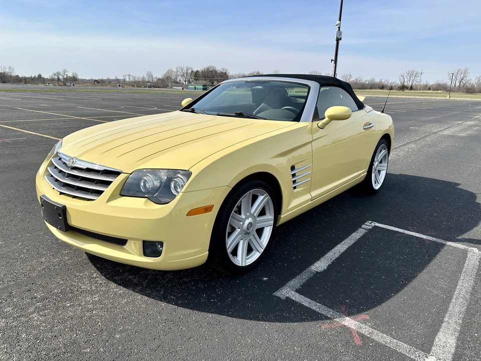 2005 Chrysler Crossfire - Image 4 of 31