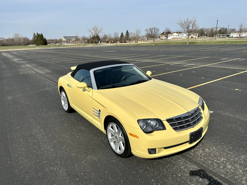 2005 Chrysler Crossfire - Image 27 of 31