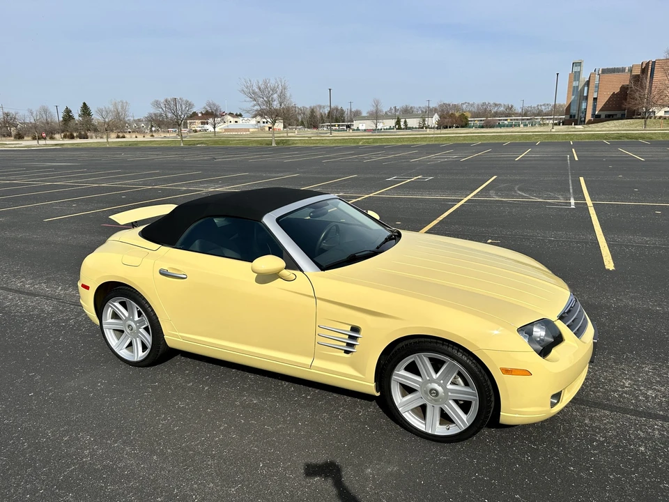 2005 Chrysler Crossfire - Image 25 of 31