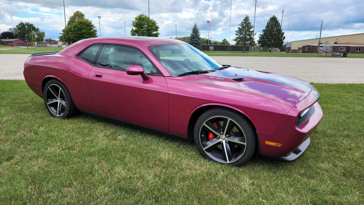 2010 Dodge Challenger SRT8 & 392 3rd Gen - Image 15 of 31