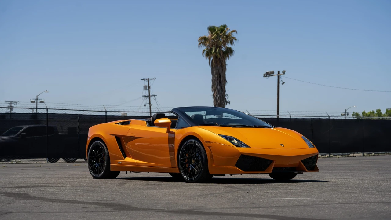 2010 Lamborghini Gallardo LP560-4 - Image 13 of 31