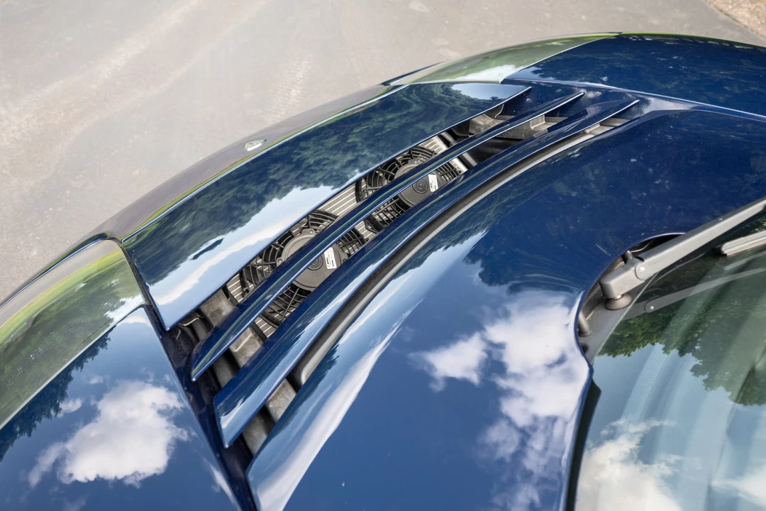 2010 Tesla Roadster - Image 16 of 31
